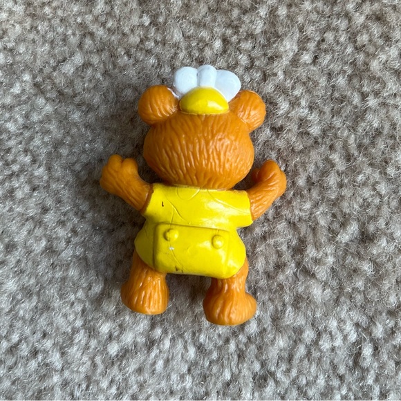 Vintage 1986 Muppet Babies Fozzie Bear Happy Meal Action Figure - Picture 3 of 8